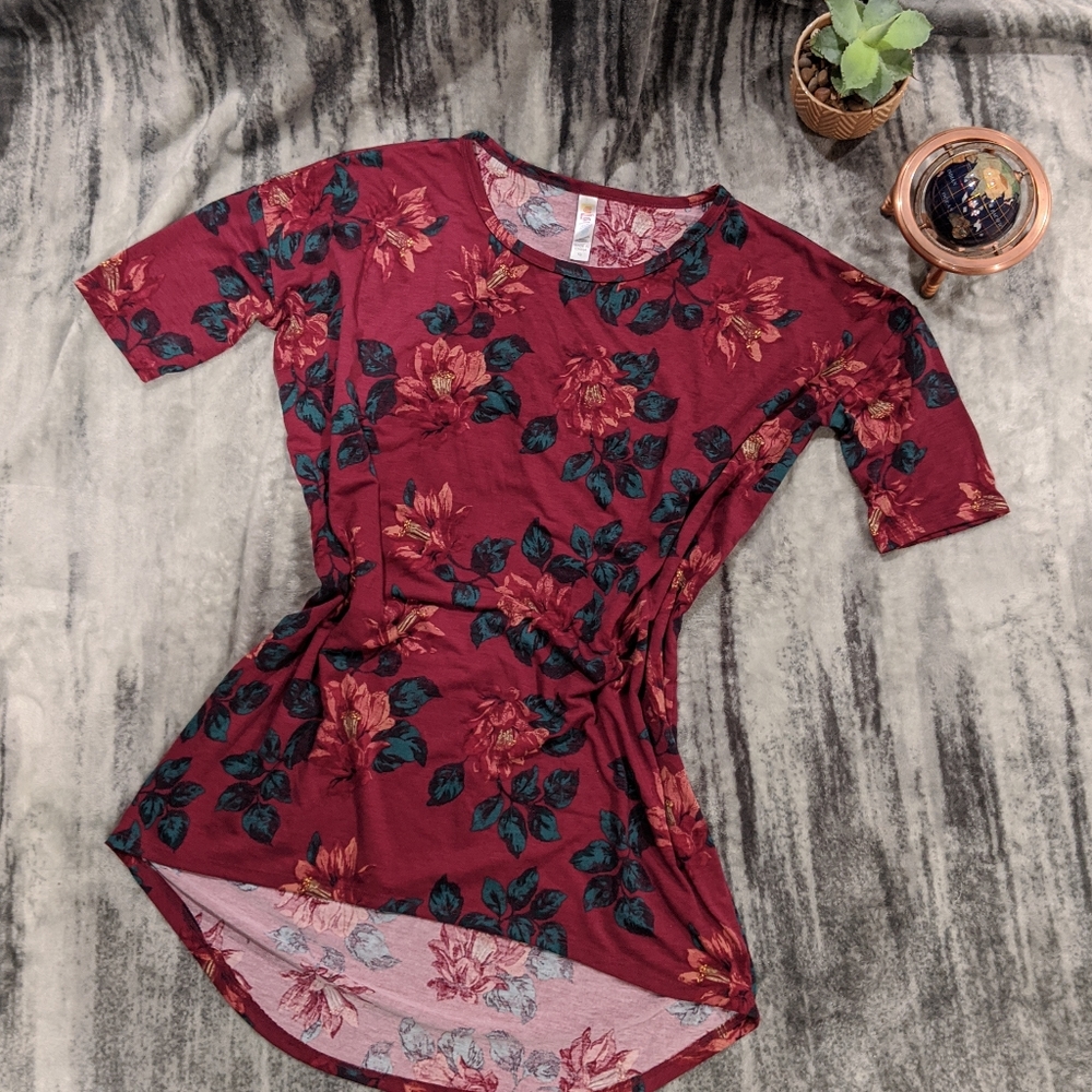 💮Flora Lularoe Irma Tunic🌸